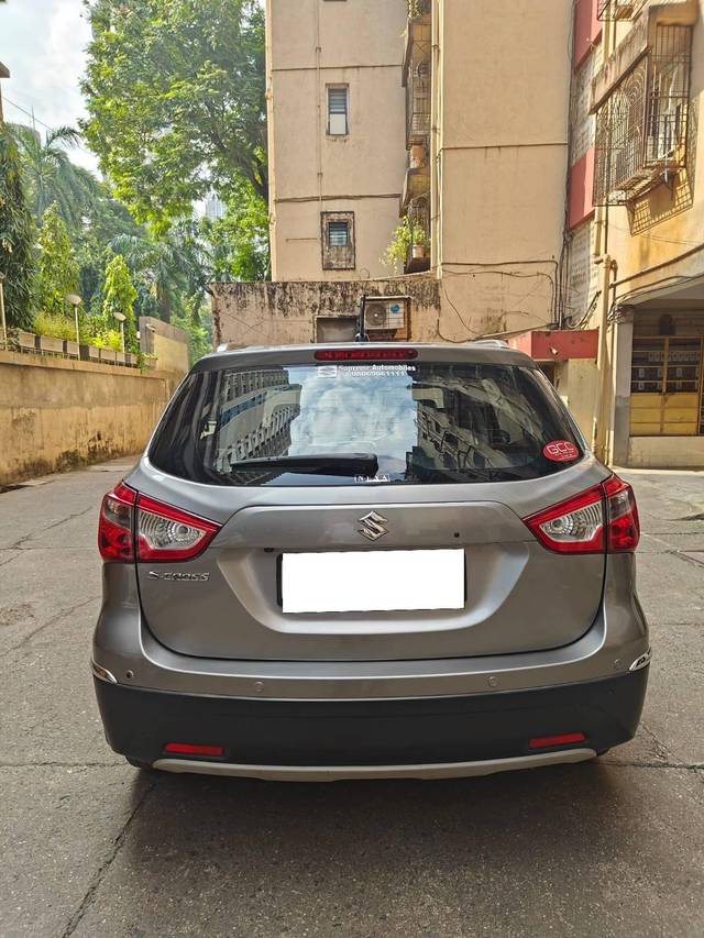 https://images10.gaadi.com/usedcar_image/4130849/original/processed_9b0b2574dbecc8c15fc1e312d689507e.jpg?imwidth=6401