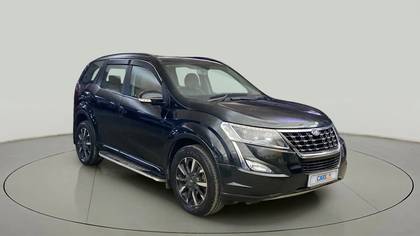 Mahindra XUV500 W11 Option