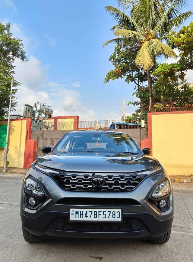 https://images10.gaadi.com/usedcar_image/4131013/original/processed_b1581bcfb5526ed80602e09d3b304128.jpg?imwidth=6400