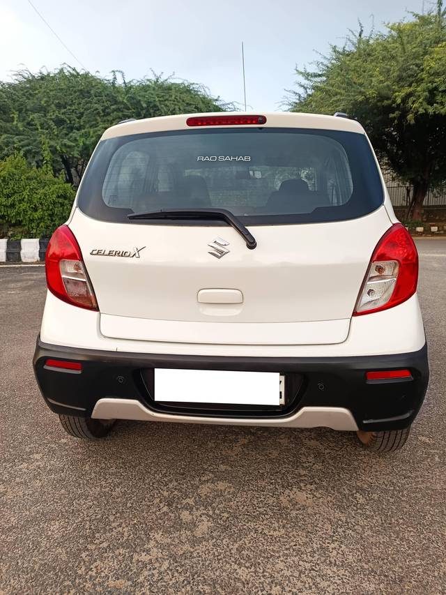 https://images10.gaadi.com/usedcar_image/4131023/original/processed_543d6b98e0ef2a6c91a94768c706213a.jpg?imwidth=6402