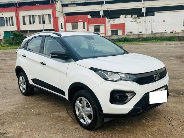 https://images10.gaadi.com/usedcar_image/4131059/original/processed_67bfe7de55c30b990743bac1a214c892.jpg?imwidth=6400