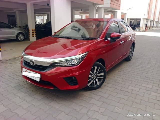 https://images10.gaadi.com/usedcar_image/4131066/original/processed_1aab3a292ba24a6f96d561cb5f319276.jpg?imwidth=6400