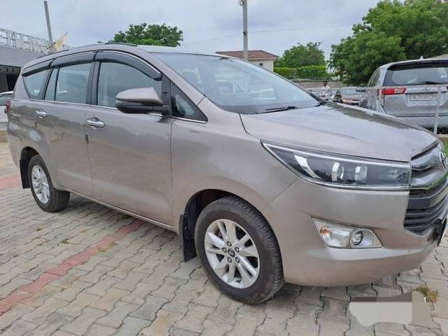 https://images10.gaadi.com/usedcar_image/4131108/original/c22c0fa342ca31d3c8bde5758c934223.jpg?imwidth=6400