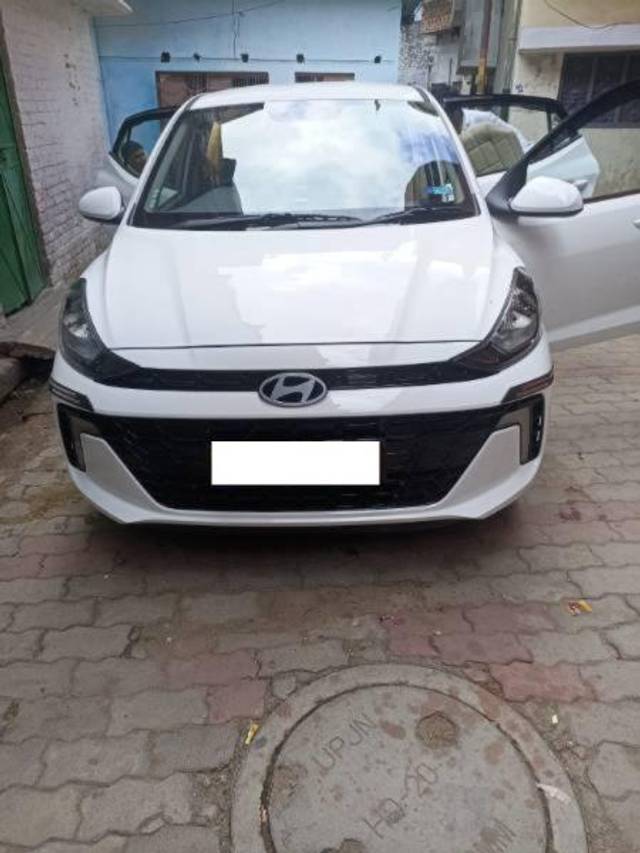 https://images10.gaadi.com/usedcar_image/4131166/original/processed_fdc2af5e-4318-4552-b52c-982117590424.jpg?imwidth=6400