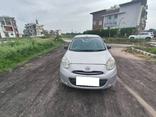 https://images10.gaadi.com/usedcar_image/4131188/original/processed_9b138e66-04cf-45fb-9ef5-f34a12651dc3.jpg?imwidth=6400