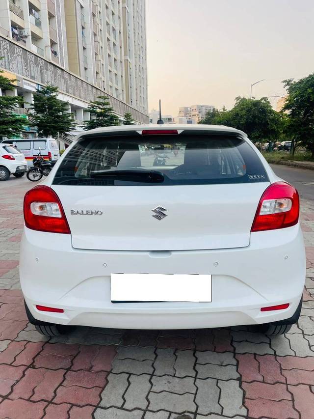 https://images10.gaadi.com/usedcar_image/4131214/original/processed_243cda09be383ae651e028c1c916e580.jpg?imwidth=6401