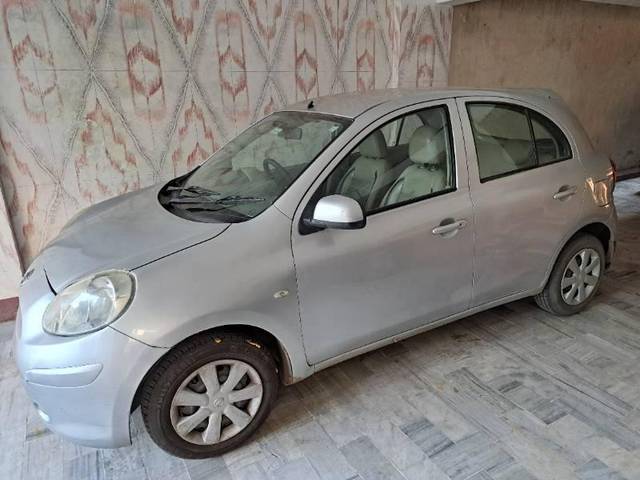 https://images10.gaadi.com/usedcar_image/4131624/original/processed_11e48ab7-0b0a-4ba7-a9d4-889110ad1f60.jpg?imwidth=6400