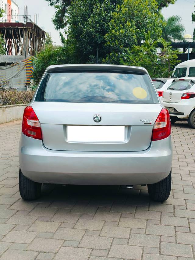 https://images10.gaadi.com/usedcar_image/4131830/original/processed_79556d8d6005fcc408f585b73e7dc796.jpg?imwidth=6401