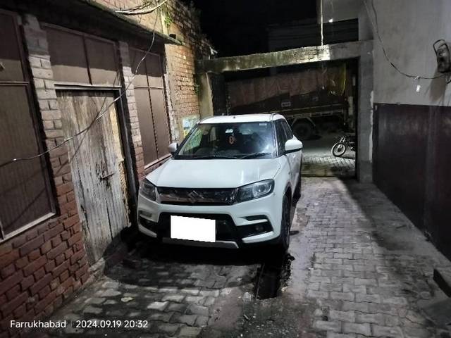 https://images10.gaadi.com/usedcar_image/4132364/original/processed_75cf9c0a-31de-42b9-9618-c3ba37a8e671.jpg?imwidth=6400