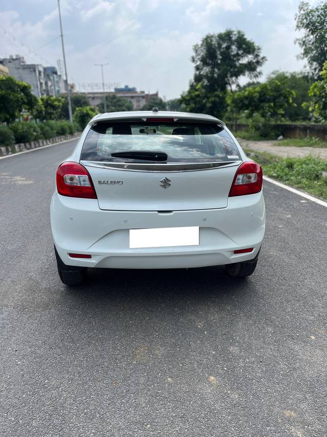 https://images10.gaadi.com/usedcar_image/4132372/original/processed_5cd42c554ce8c66eafa1b00b92230368.jpg?imwidth=6402