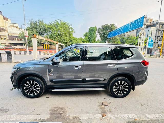 https://images10.gaadi.com/usedcar_image/4132431/original/processed_b518ed11935b39b6a07eb89cc77576ca.jpg?imwidth=6402