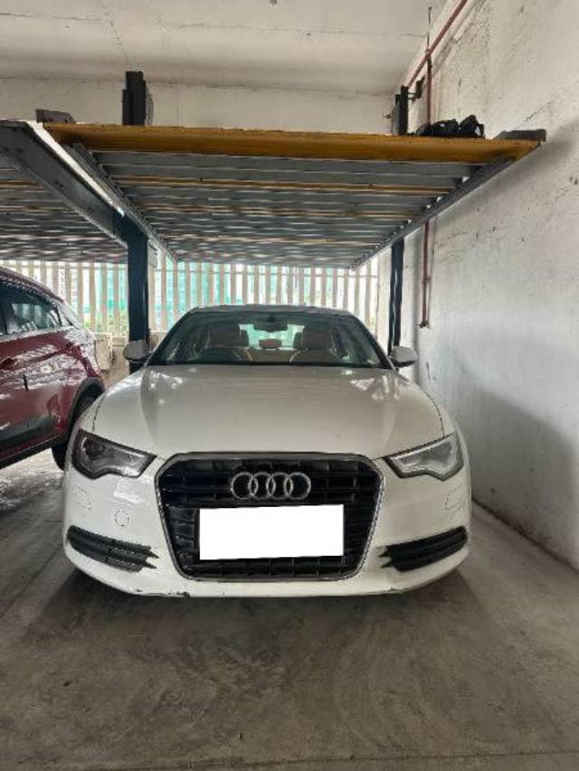 https://images10.gaadi.com/usedcar_image/4132472/original/processed_4a309b8f-251e-4431-8a81-31c241abcc91.jpeg?imwidth=6400