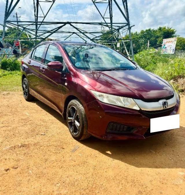 https://images10.gaadi.com/usedcar_image/4132537/original/processed_5e84f0cd-9808-4c1c-a562-5f9fd5d629d7.jpg?imwidth=6400