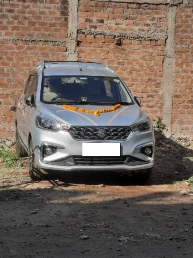 https://images10.gaadi.com/usedcar_image/4132578/original/processed_fe4350cb-215e-45cb-96dd-3154e587280a.jpg?imwidth=6400