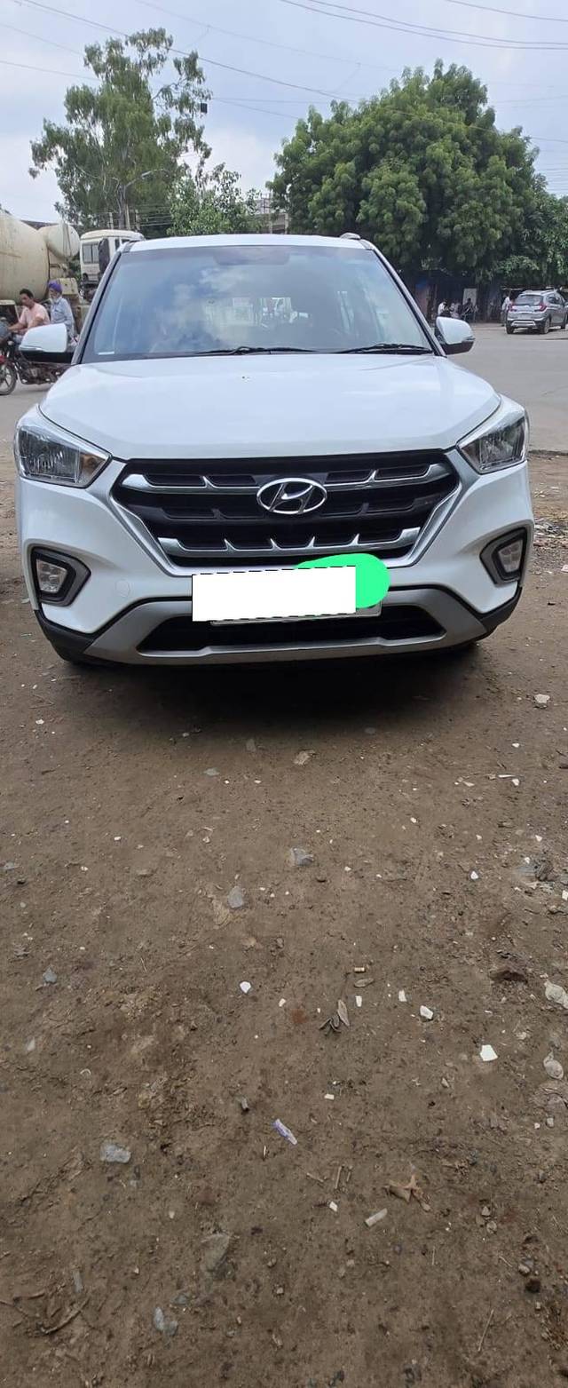 https://images10.gaadi.com/usedcar_image/4132625/original/processed_76c44056cceae0c56843fd88f51e619f.jpg?imwidth=6401