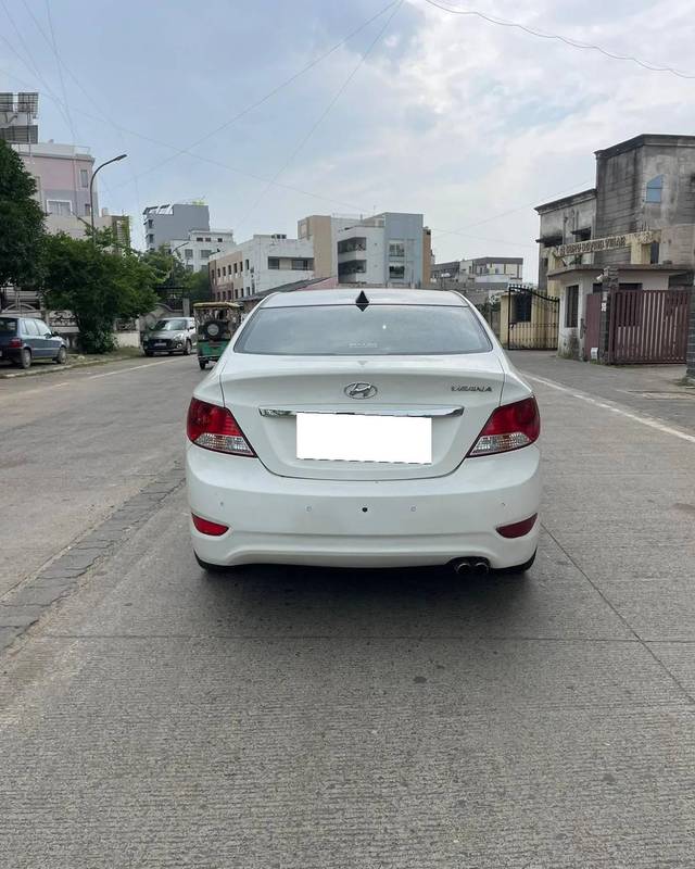 https://images10.gaadi.com/usedcar_image/4132660/original/processed_17d0381275020f4f0669241be665ebb1.jpg?imwidth=6401