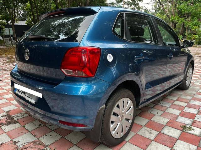 https://images10.gaadi.com/usedcar_image/4133245/original/processed_1f065952e9835fefdcdbfc09cea1cd54.jpeg?imwidth=6402