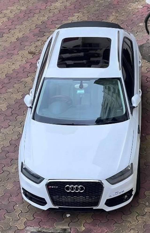 https://images10.gaadi.com/usedcar_image/4133266/original/processed_5837d656-68e6-4d2f-8d30-d80824a7d32b.jpeg?imwidth=6402