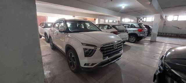 https://images10.gaadi.com/usedcar_image/4133363/original/processed_9644dab1-a205-4ae0-9eae-8afc810df8b9.jpg?imwidth=6400