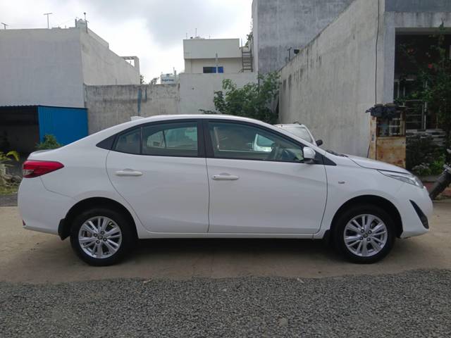 https://images10.gaadi.com/usedcar_image/4133370/original/processed_b6a345f5a5747a7299ae7b294bdce437.jpg?imwidth=6401