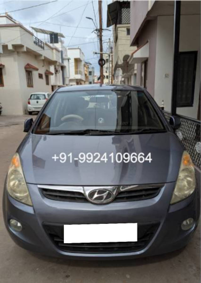 https://images10.gaadi.com/usedcar_image/4133450/original/processed_d0478811-1b4b-4554-ba88-ed0c2cf8fb41.png?imwidth=6400