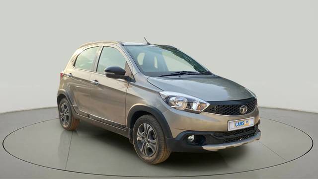 https://images10.gaadi.com/usedcar_image/4133468/original/30cd78cefe3c8cb3b43d1e71a1e80c80.jpg?imwidth=6400