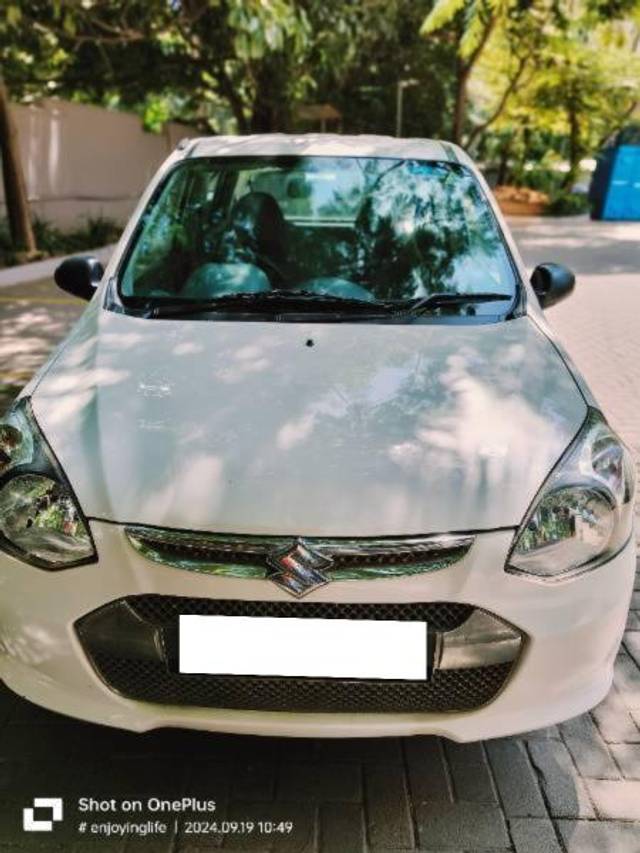 https://images10.gaadi.com/usedcar_image/4133489/original/processed_a687001a-5db9-400c-ab9c-7f58d1bc23e3.jpg?imwidth=6400