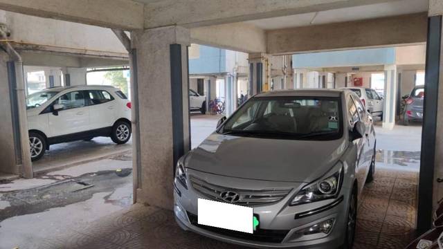 https://images10.gaadi.com/usedcar_image/4133827/original/processed_f87dd574-95d2-4270-92c8-ede7485dd1f9.jpg?imwidth=6400