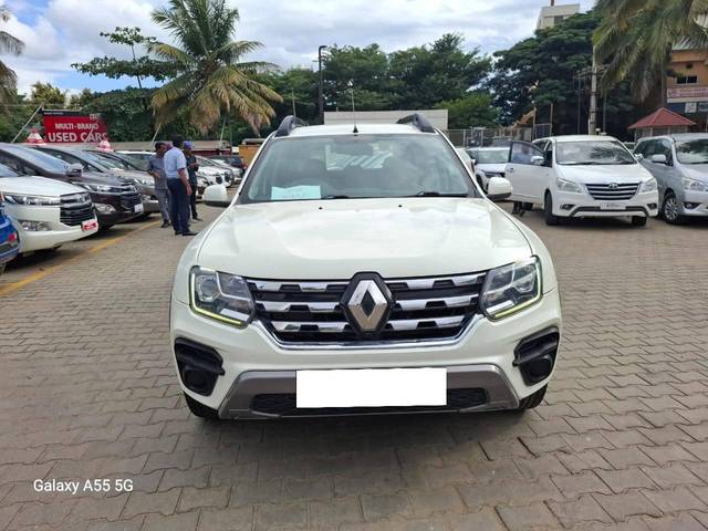 https://images10.gaadi.com/usedcar_image/4134096/original/processed_878e3b3709064cd45bc7bb1b4bf89cd9.jpeg?imwidth=6400