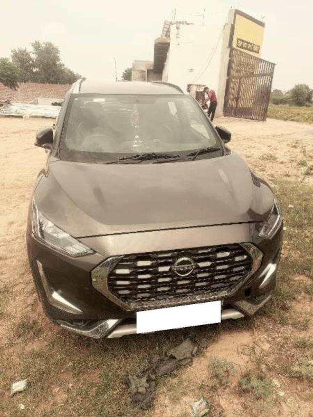 https://images10.gaadi.com/usedcar_image/4134109/original/processed_c0b8e0b4-6d76-4b86-bff9-0fcb0e666715.jpg?imwidth=6400