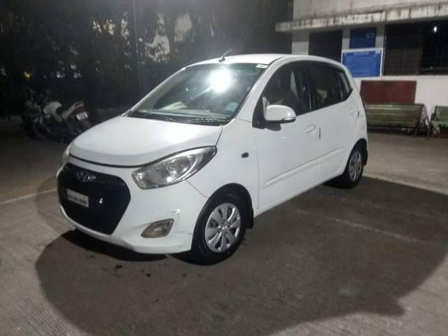 https://images10.gaadi.com/usedcar_image/4134201/original/processed_a8d8ed3c-defb-4981-bbaa-80e4ebd85816.jpg?imwidth=6401