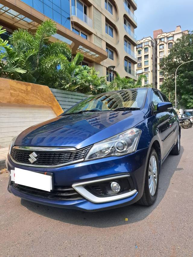 https://images10.gaadi.com/usedcar_image/4134207/original/processed_1ae3043c3292e2b214c04400775fcc2d.jpg?imwidth=6400