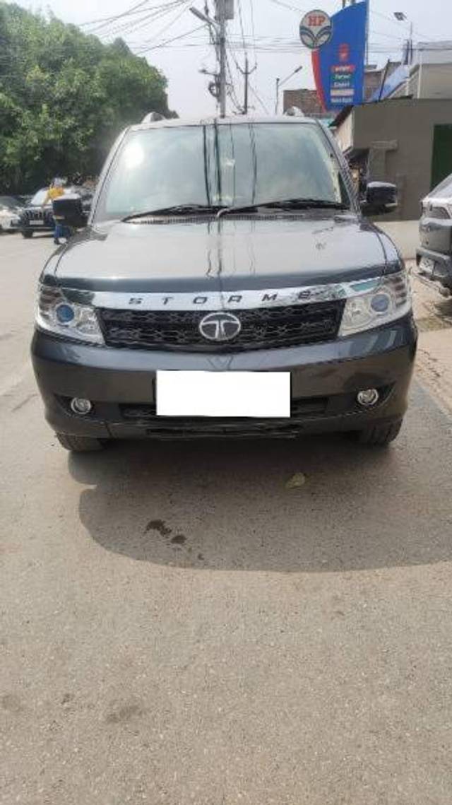 https://images10.gaadi.com/usedcar_image/4134209/original/processed_c58ed6ec-3d26-41de-a9e0-14de24566763.jpg?imwidth=6400