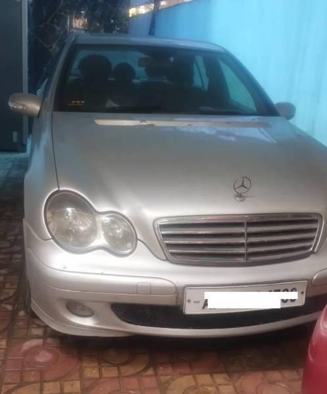 https://images10.gaadi.com/usedcar_image/4134237/original/processed_2e32f9d9-e2ba-4984-913d-47b6b205ff3b.jpeg?imwidth=6400