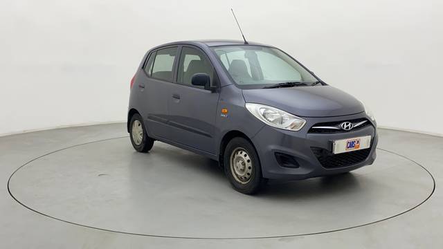 https://images10.gaadi.com/usedcar_image/4134382/original/591abdf16059cec6770da28d5c999597.jpg?imwidth=6400