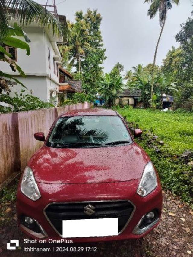 https://images10.gaadi.com/usedcar_image/4135055/original/processed_fb4cb84e-e39c-42d5-b3a7-9c4e1a71e7fc.jpg?imwidth=6400