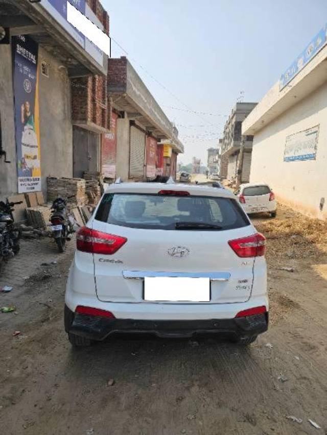 https://images10.gaadi.com/usedcar_image/4135098/original/processed_ebb412e4-2086-42c5-a410-95f5f4c3f389.jpg?imwidth=6401