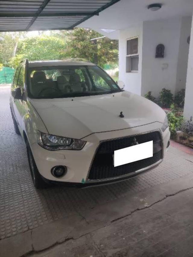 https://images10.gaadi.com/usedcar_image/4135116/original/processed_fe78562d-d300-4a6e-9c47-7b4901629f51.jpg?imwidth=6400