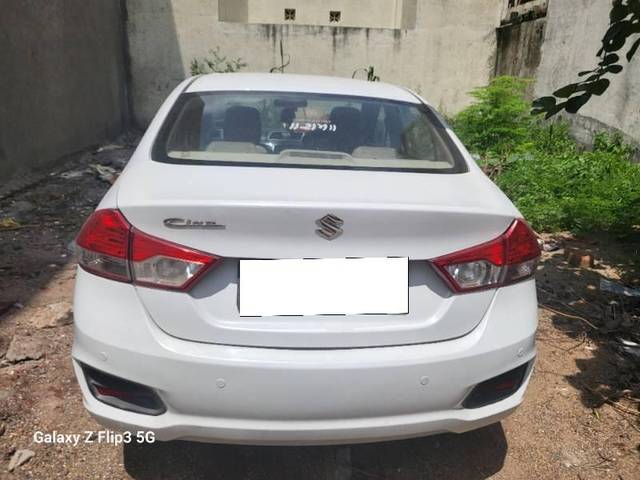 https://images10.gaadi.com/usedcar_image/4135184/original/processed_16436124-a25f-48dd-b627-e0e0efc7460f.jpg?imwidth=6402