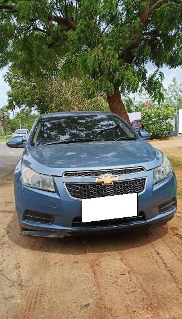 https://images10.gaadi.com/usedcar_image/4135222/original/processed_73858190-08f1-41f2-abf4-c55a0da5dc29.jpg?imwidth=6400