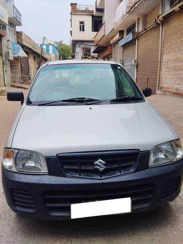 https://images10.gaadi.com/usedcar_image/4135368/original/processed_9d9e0ff1-dad6-429c-b86b-f54910d24fa2.jpg?imwidth=6400