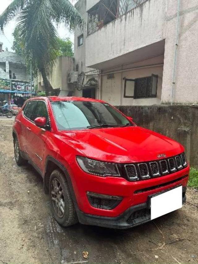 https://images10.gaadi.com/usedcar_image/4135534/original/processed_6c0244a0-1caa-4817-a2c7-68d89e3a86d5.jpg?imwidth=6400