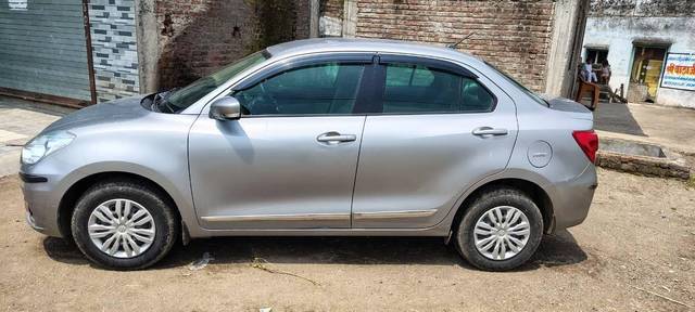 https://images10.gaadi.com/usedcar_image/4135622/original/processed_551a26d4-0750-44f1-aef1-5a85093c9571.jpg?imwidth=6402