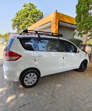 Maruti Ertiga 2015-2022 Maruti Ertiga VXI CNG