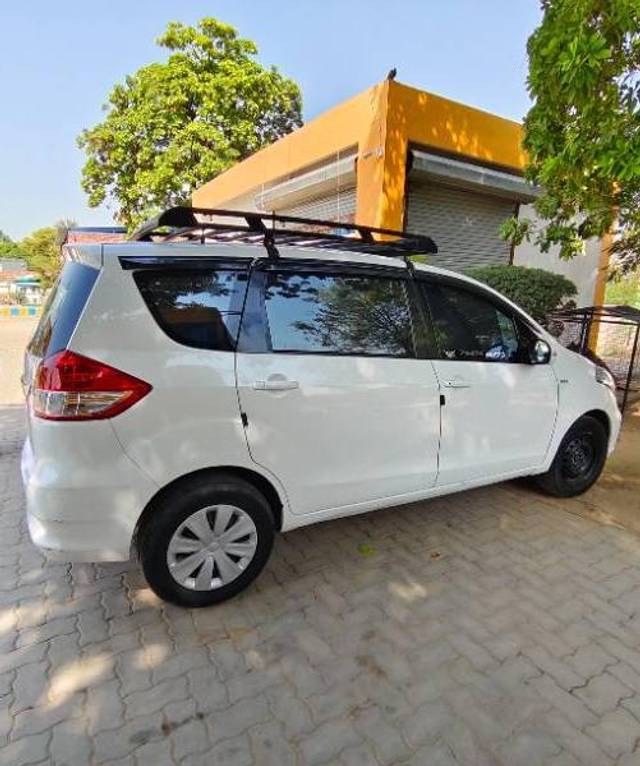 https://images10.gaadi.com/usedcar_image/4135635/original/processed_241fb2ac-f738-4283-8988-631c17d30481.jpg?imwidth=6400