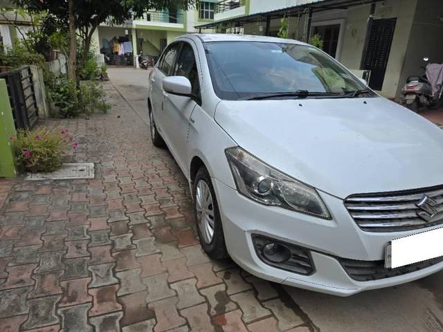 https://images10.gaadi.com/usedcar_image/4135640/original/processed_f234be47-2d06-4d32-9f65-3443c58510ab.jpg?imwidth=6400