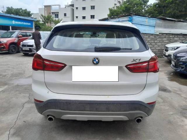 https://images10.gaadi.com/usedcar_image/4135655/original/processed_ae673e52-5893-4dd7-9806-7a7696890124.jpg?imwidth=6401