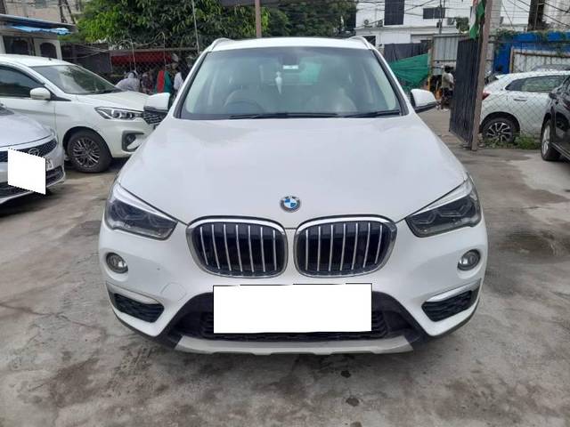 https://images10.gaadi.com/usedcar_image/4135655/original/processed_e7e14382-704b-40a3-ac56-f87749f6299e.jpg?imwidth=6402