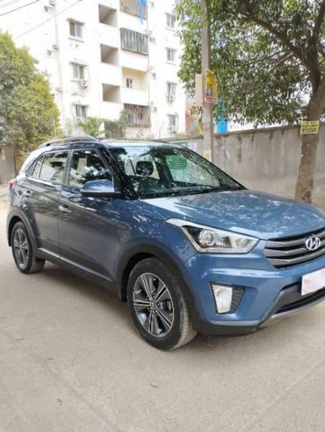 https://images10.gaadi.com/usedcar_image/4135738/original/processed_f746543e-958a-48e6-bf59-4477e7a12c19.jpg?imwidth=6400