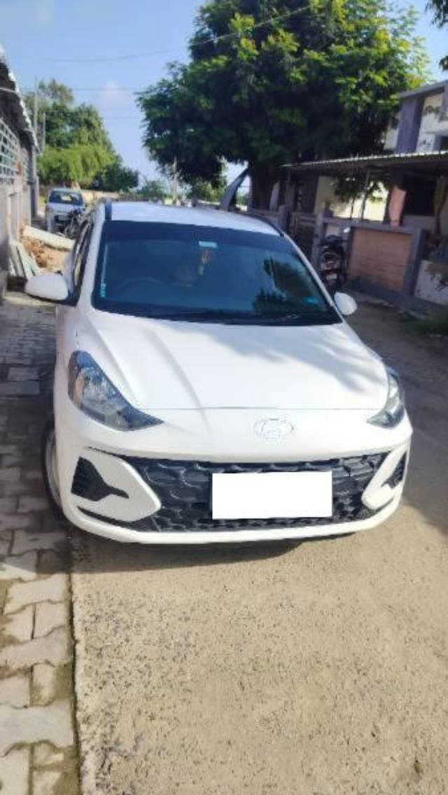 https://images10.gaadi.com/usedcar_image/4135849/original/processed_6e033210-8f53-4d4e-806b-1e9248d9dc26.jpg?imwidth=6400